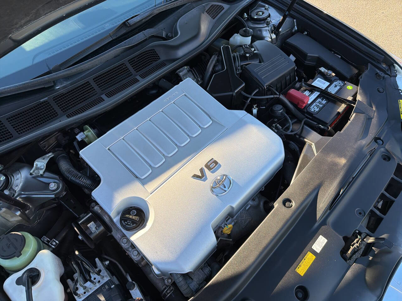 Used 2011 Toyota Avalon Limited image 12