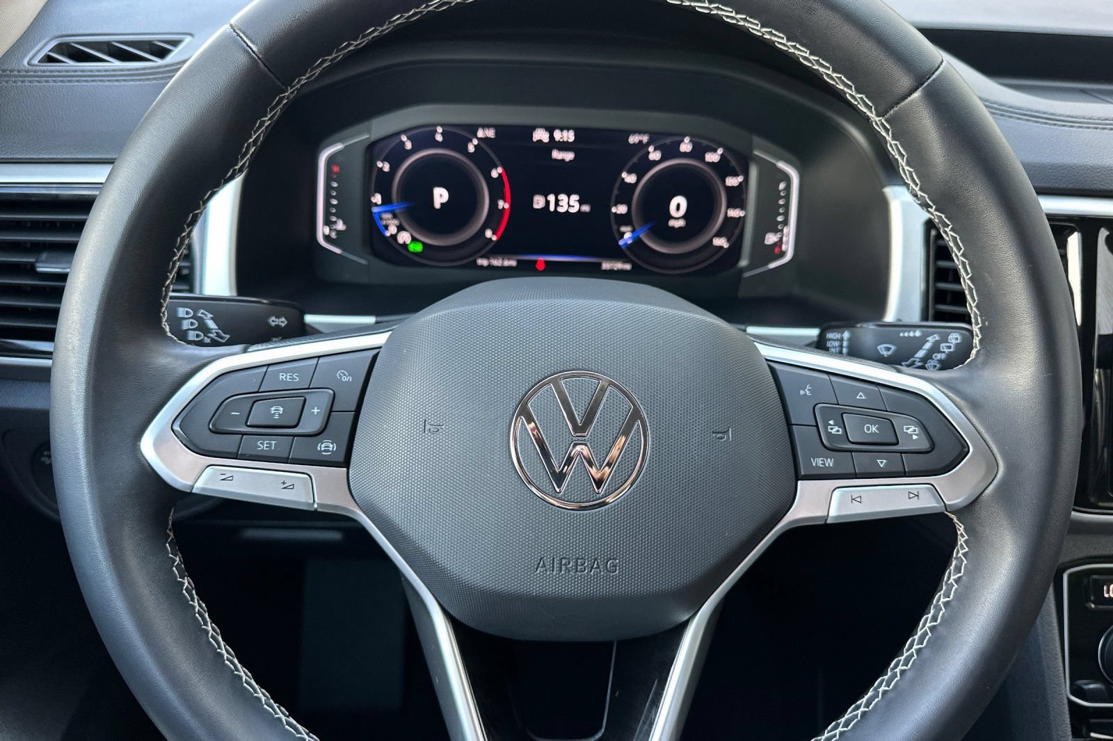 Used 2023 Volkswagen Atlas SE w/ Black Wheel Package FWD image 24