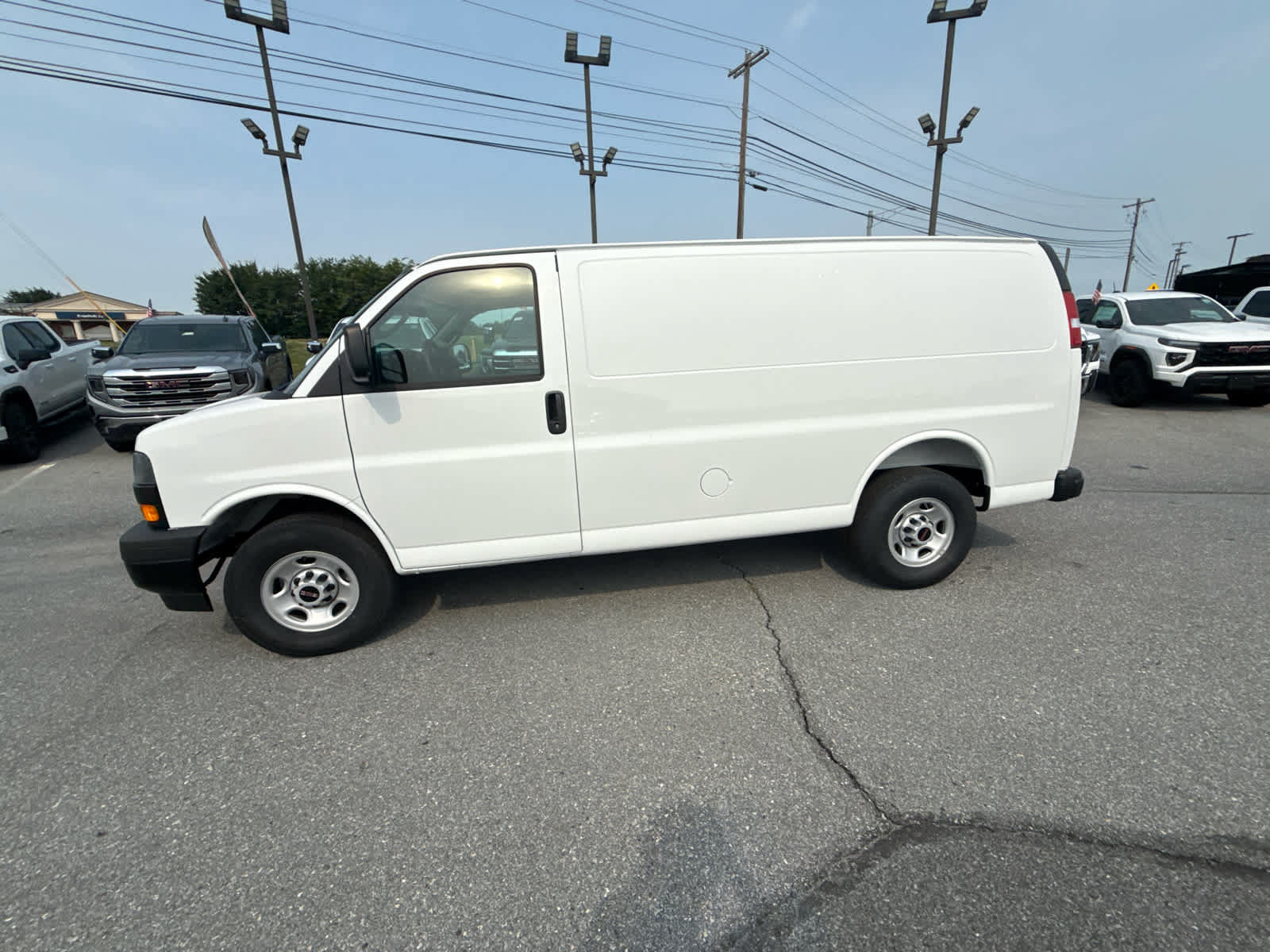 New 2026 GMC Savana 2500 w/ Driver Convenience Package RWD image 6