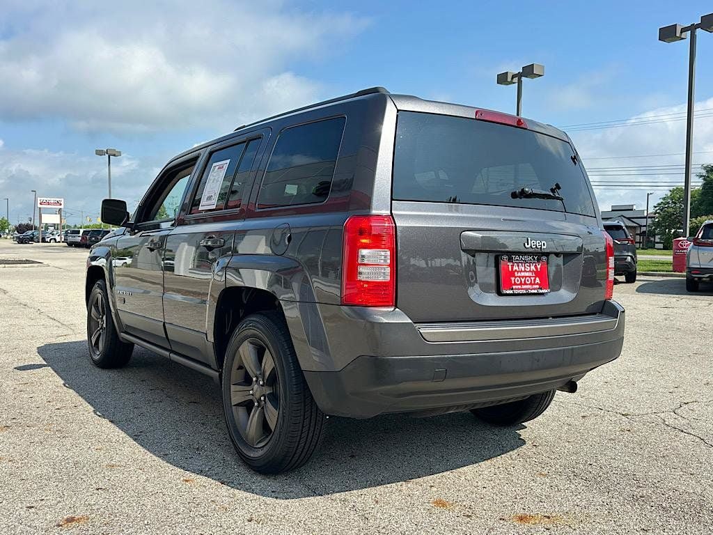 Used 2017 Jeep Patriot 75th Anniversary w/ Power Value Group FWD image 3