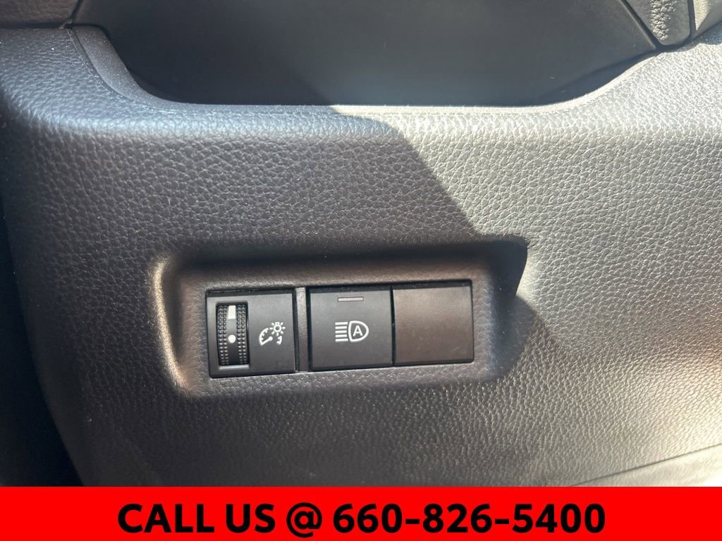 Used 2024 Toyota RAV4 Adventure image 19