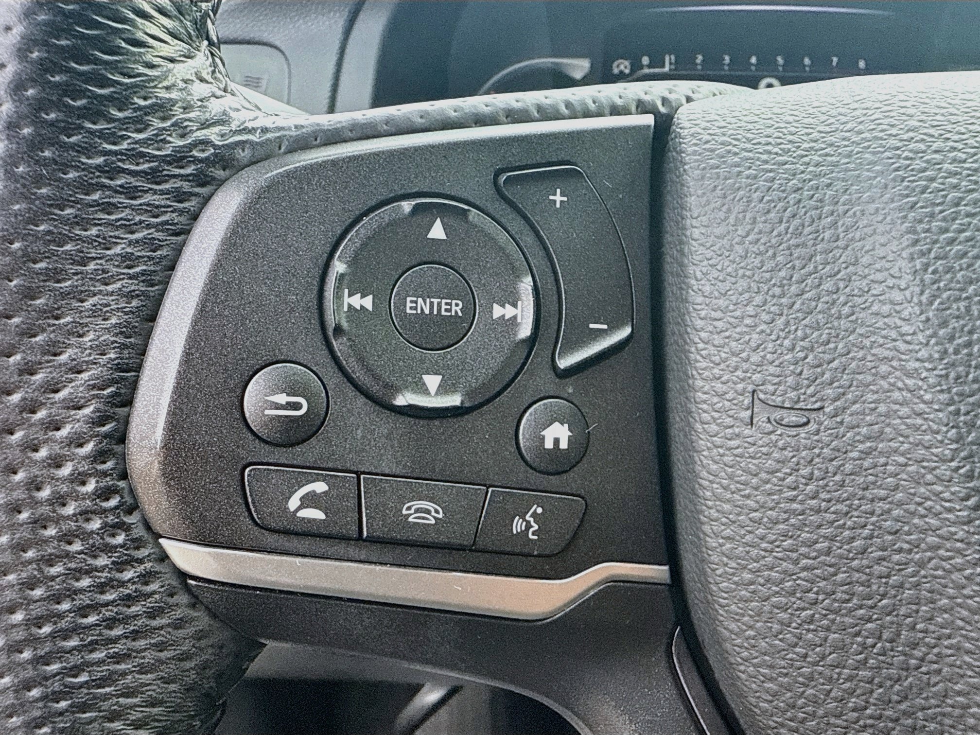 Used 2023 Honda Passport EX-L image 36