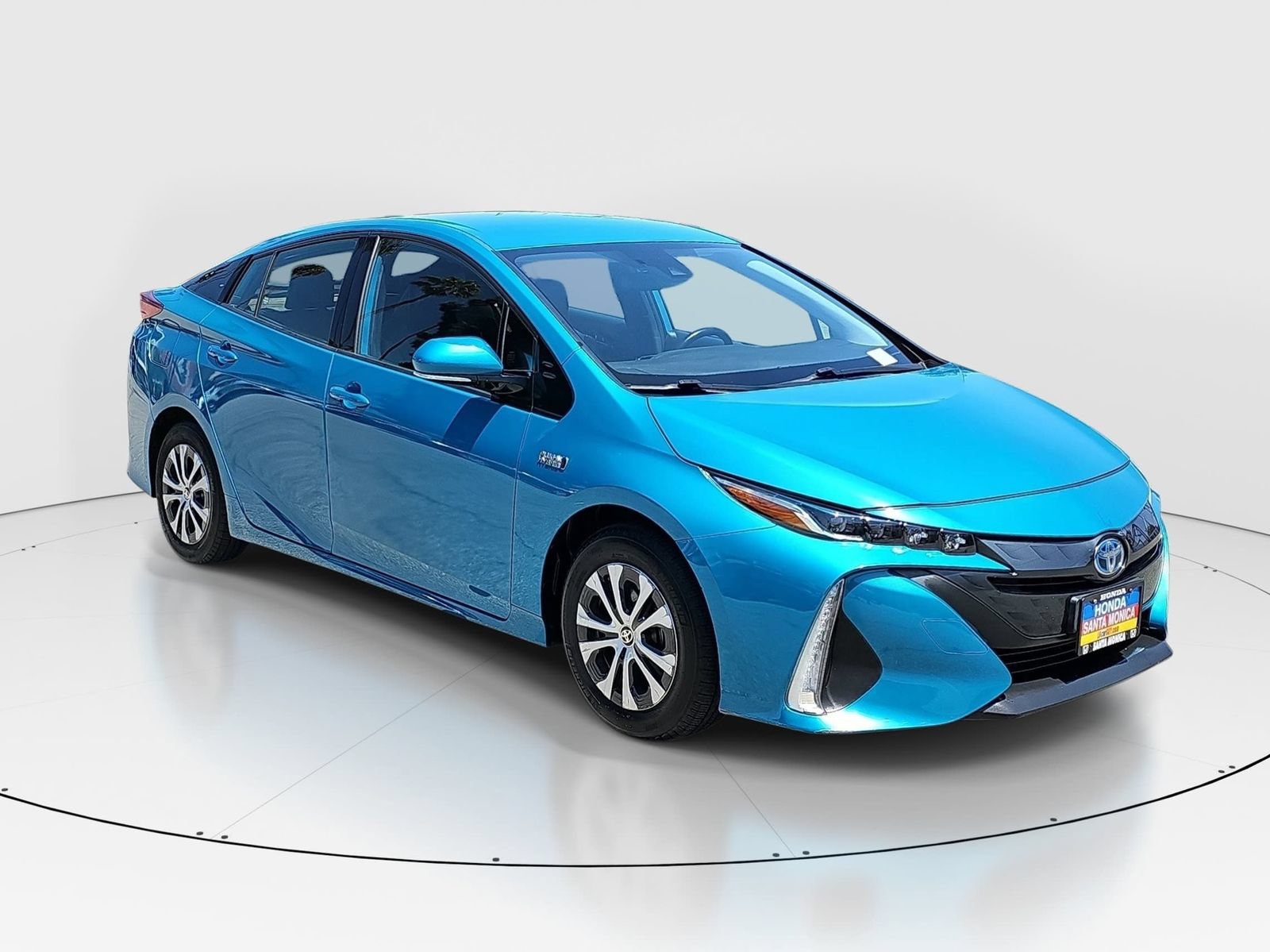 Used 2020 Toyota Prius Prime XLE FWD image 3