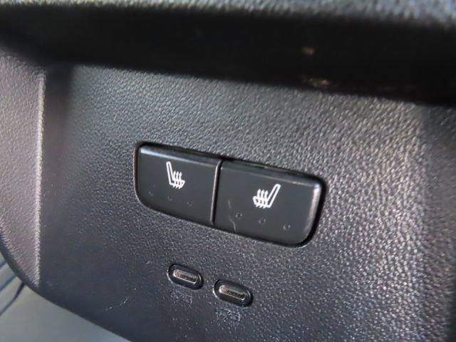 Used 2025 Chevrolet Equinox EV RS w/ Convenience Package II AWD/4WD image 42