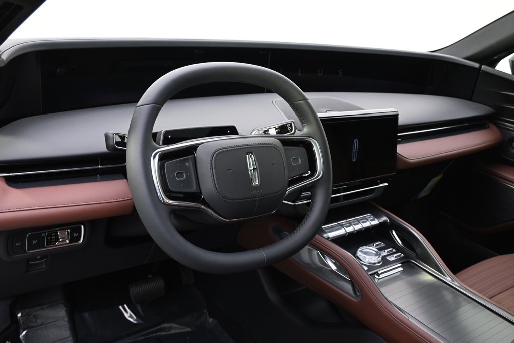 New 2026 Lincoln Nautilus Reserve image 11