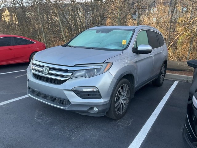 Used 2016 Honda Pilot Touring image 12