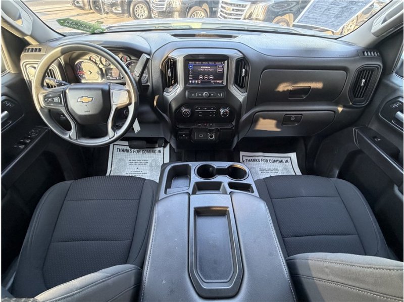 Used 2019 Chevrolet Silverado 1500 Custom w/ Custom Max Trailering Package AWD/4WD image 27