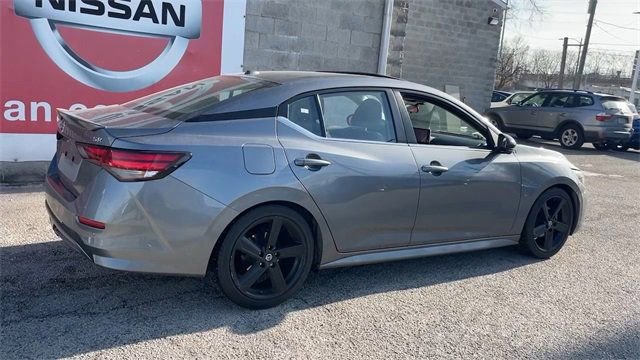Used 2022 Nissan Sentra SR w/ SR Premium Package image 22