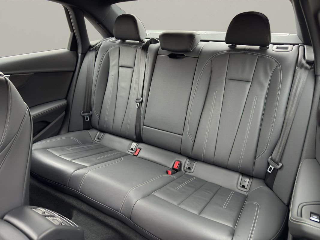 Used 2024 Audi A4 2.0T Premium Plus image 13