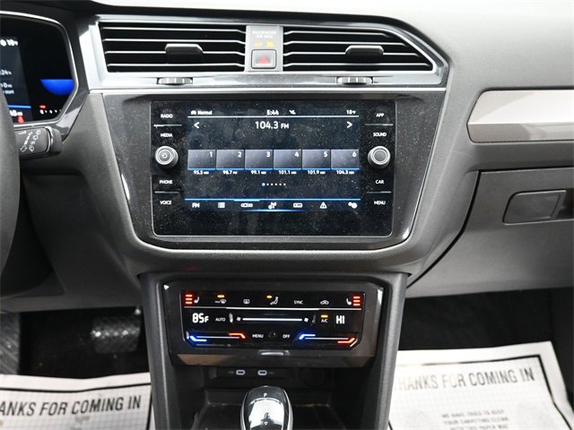 Used 2022 Volkswagen Tiguan SE image 15