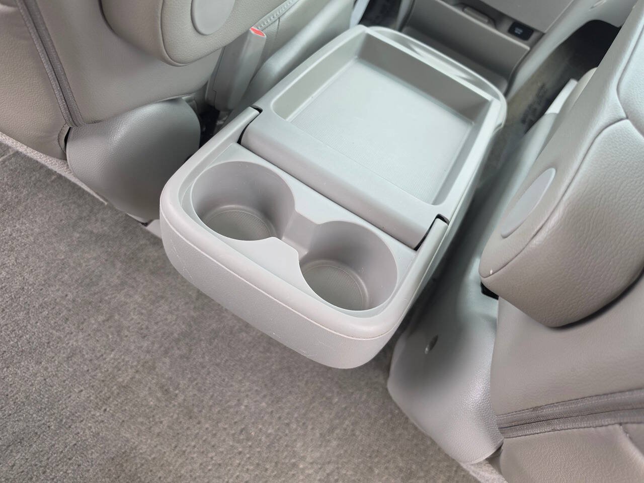 Used 2012 Honda Odyssey Touring Elite image 30