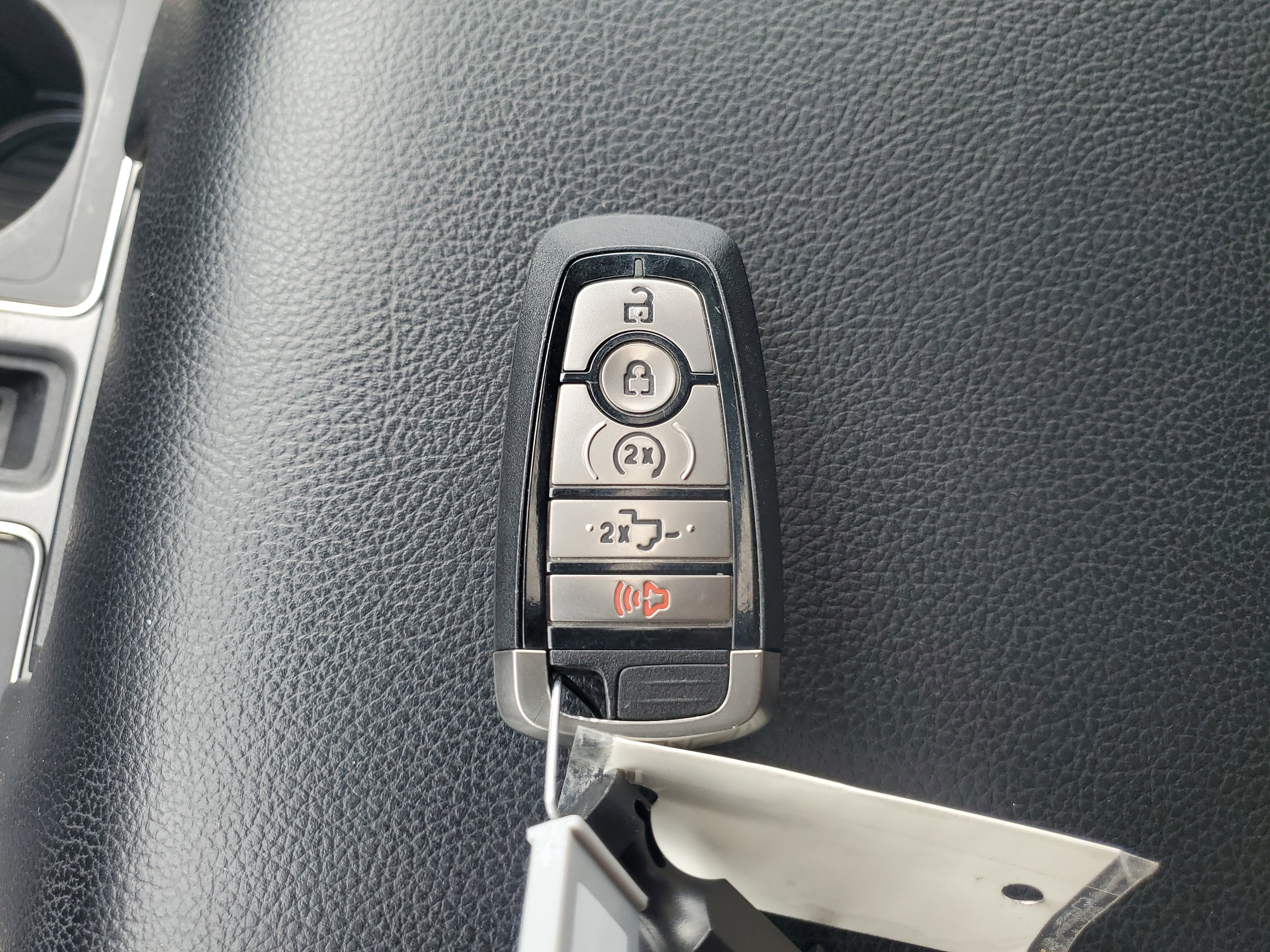 Used 2019 Ford F150 Raptor w/ Equipment Group 802A Luxury image 30