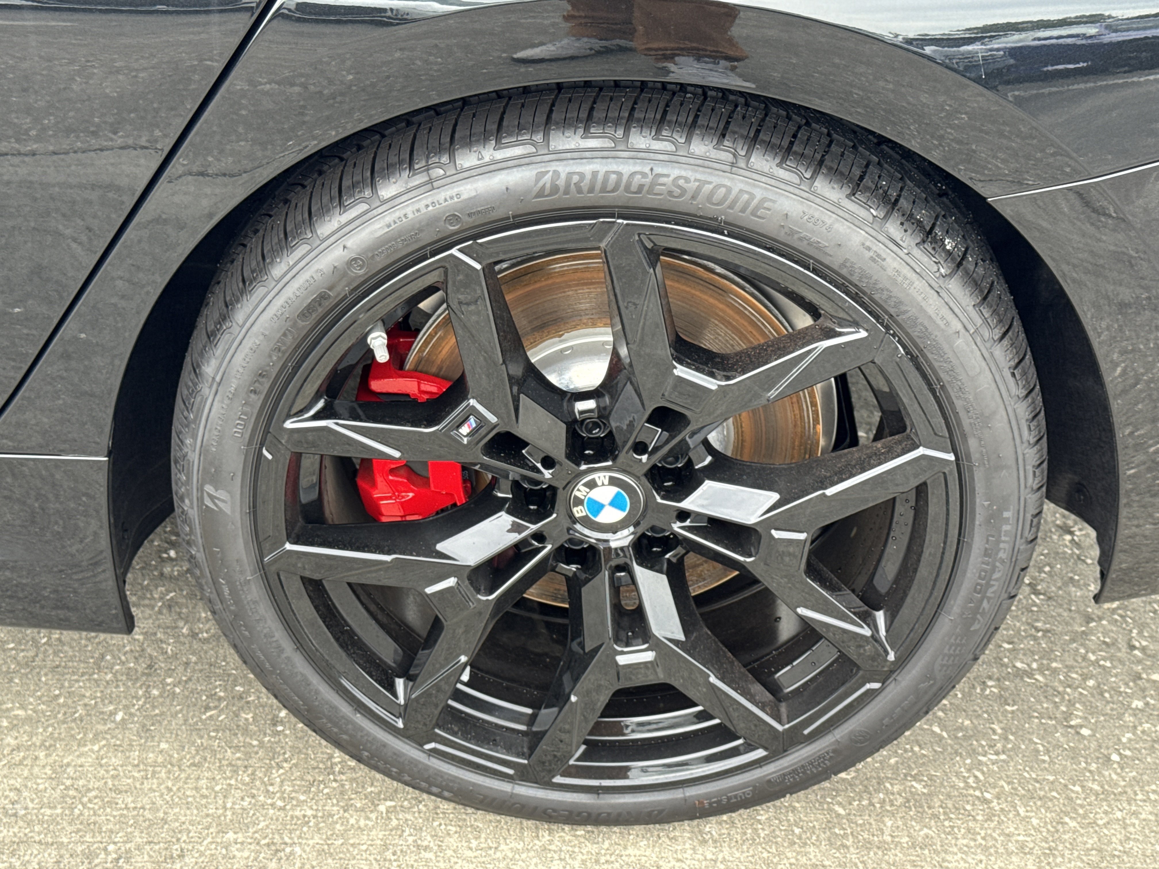 New 2026 BMW 330i Sedan w/ M Sport Package RWD image 25