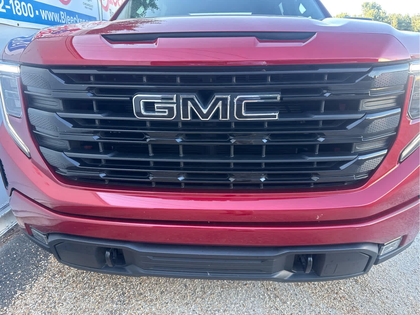 Used 2023 GMC Sierra 1500 Elevation AWD/4WD image 11