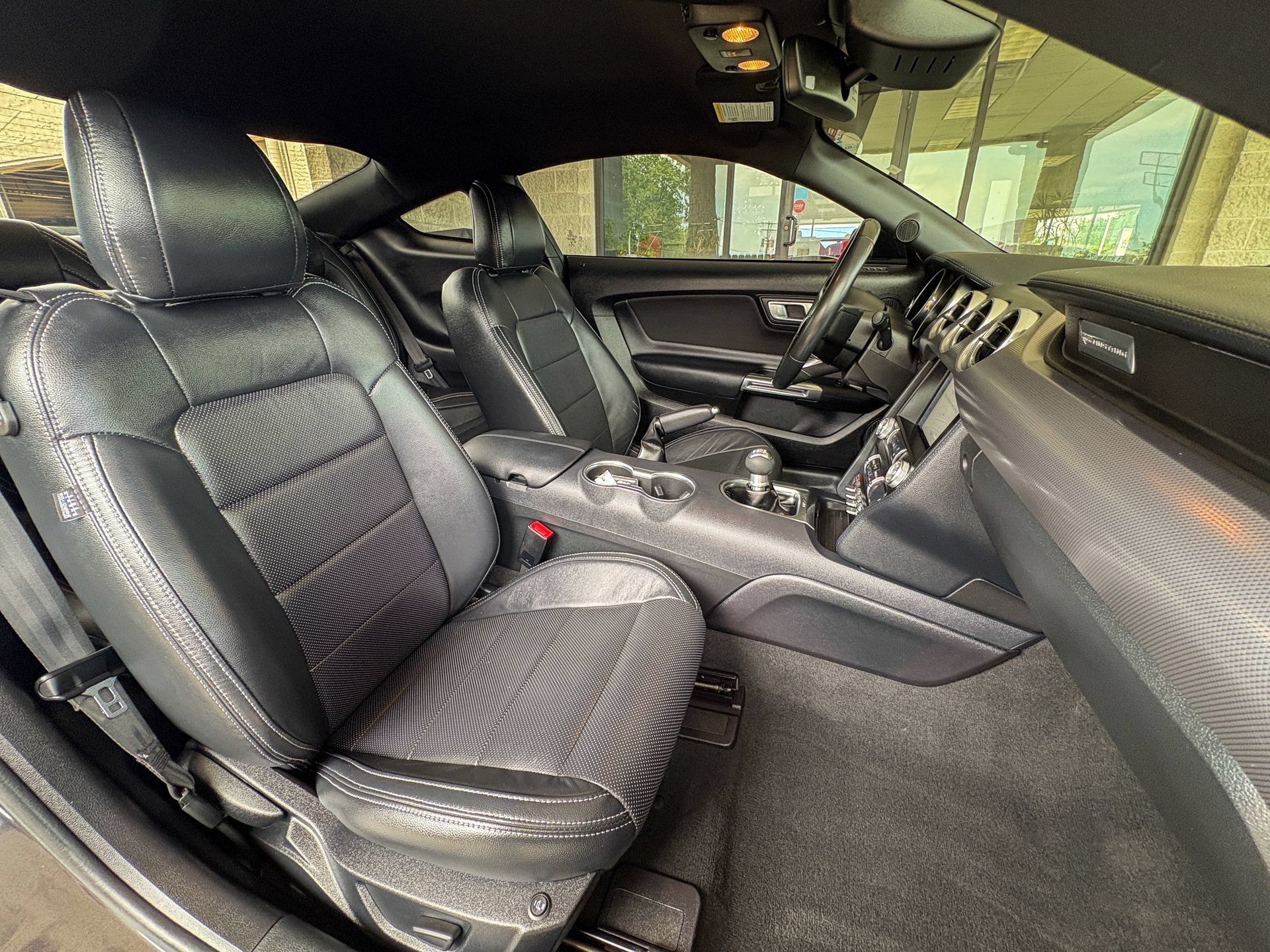 Used 2022 Ford Mustang GT w/ Equipment Group 301A RWD image 26