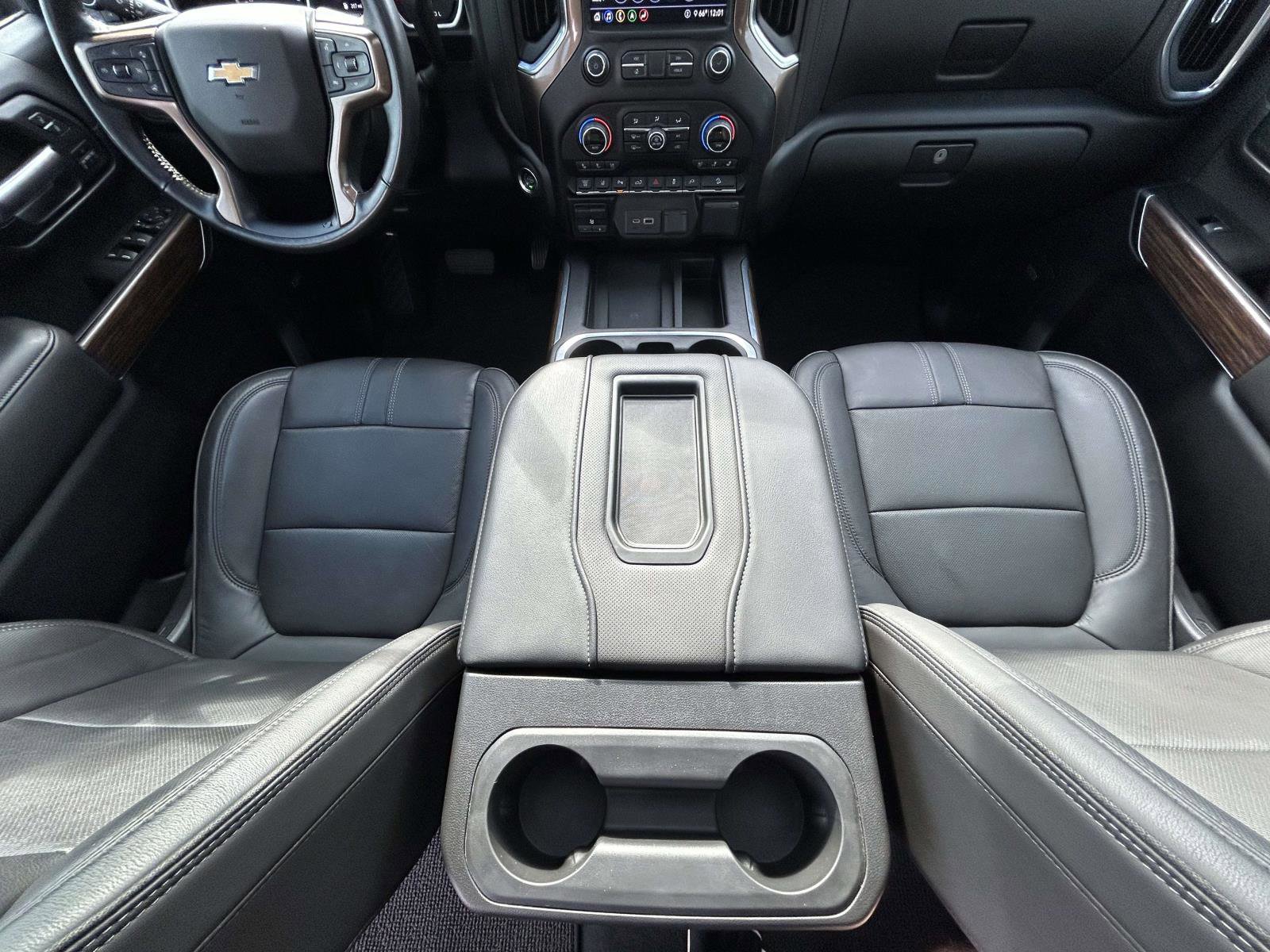 Used 2020 Chevrolet Silverado 2500 High Country w/ Z71 Off-Road Package image 13