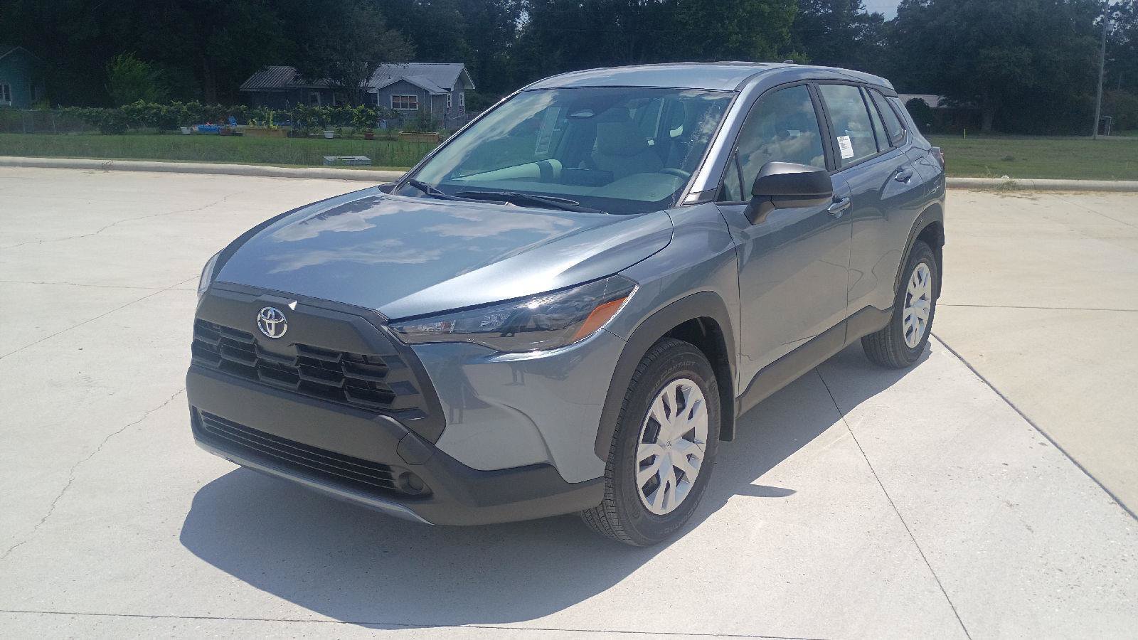 New 2026 Toyota Corolla Cross L FWD image 3