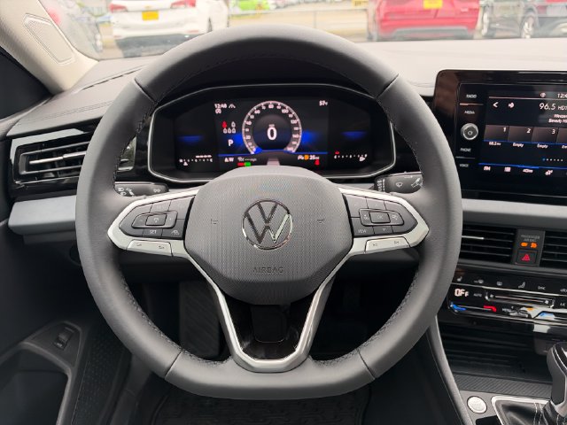 New 2027 Volkswagen Jetta SE FWD image 25