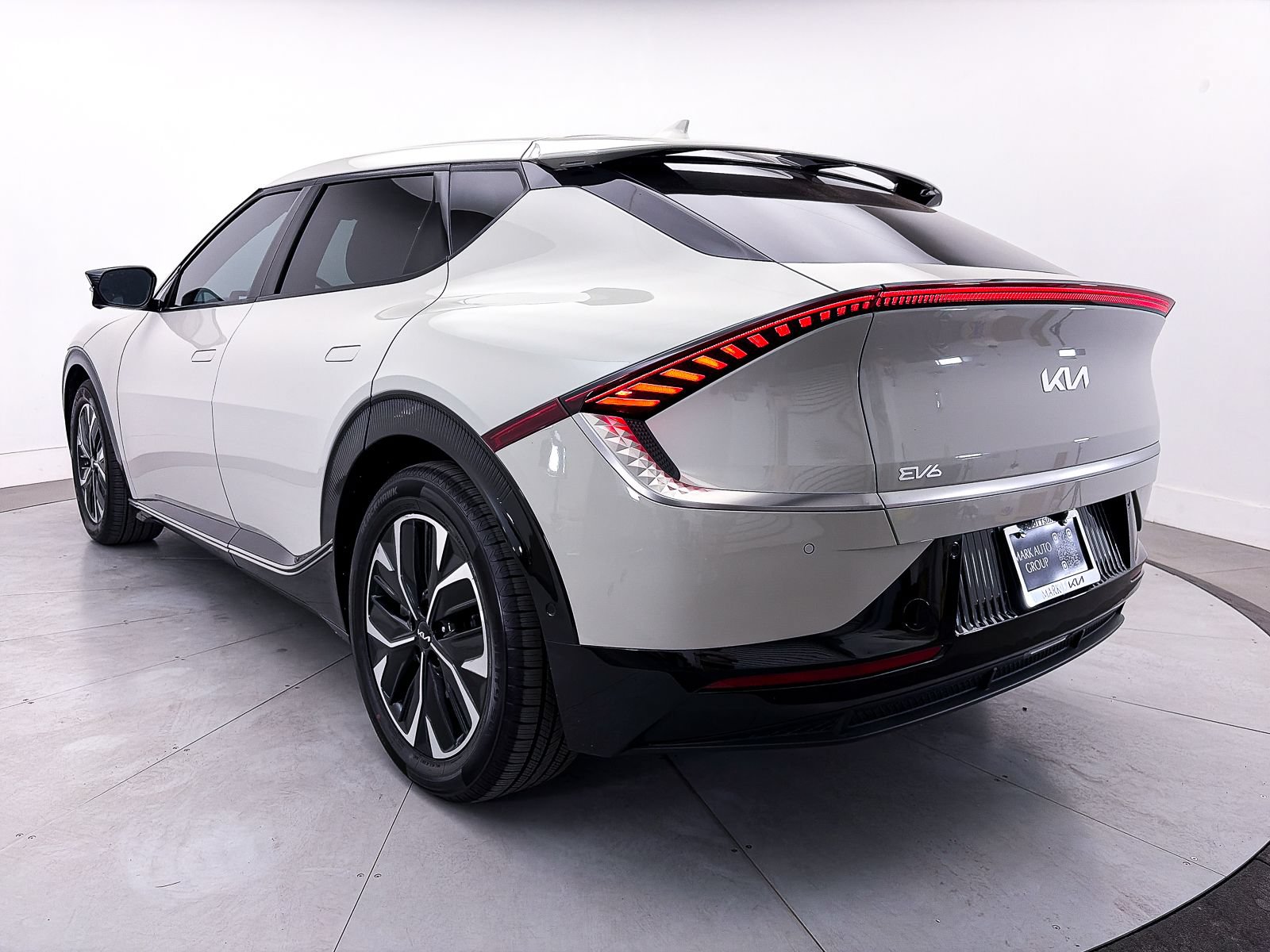 Certified 2023 Kia EV6 Wind w/ Wind Technology Package RWD image 14