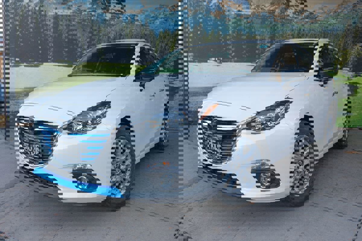 Used 2016 MAZDA MAZDA3 i Sport w/ Preferred Equipment Package