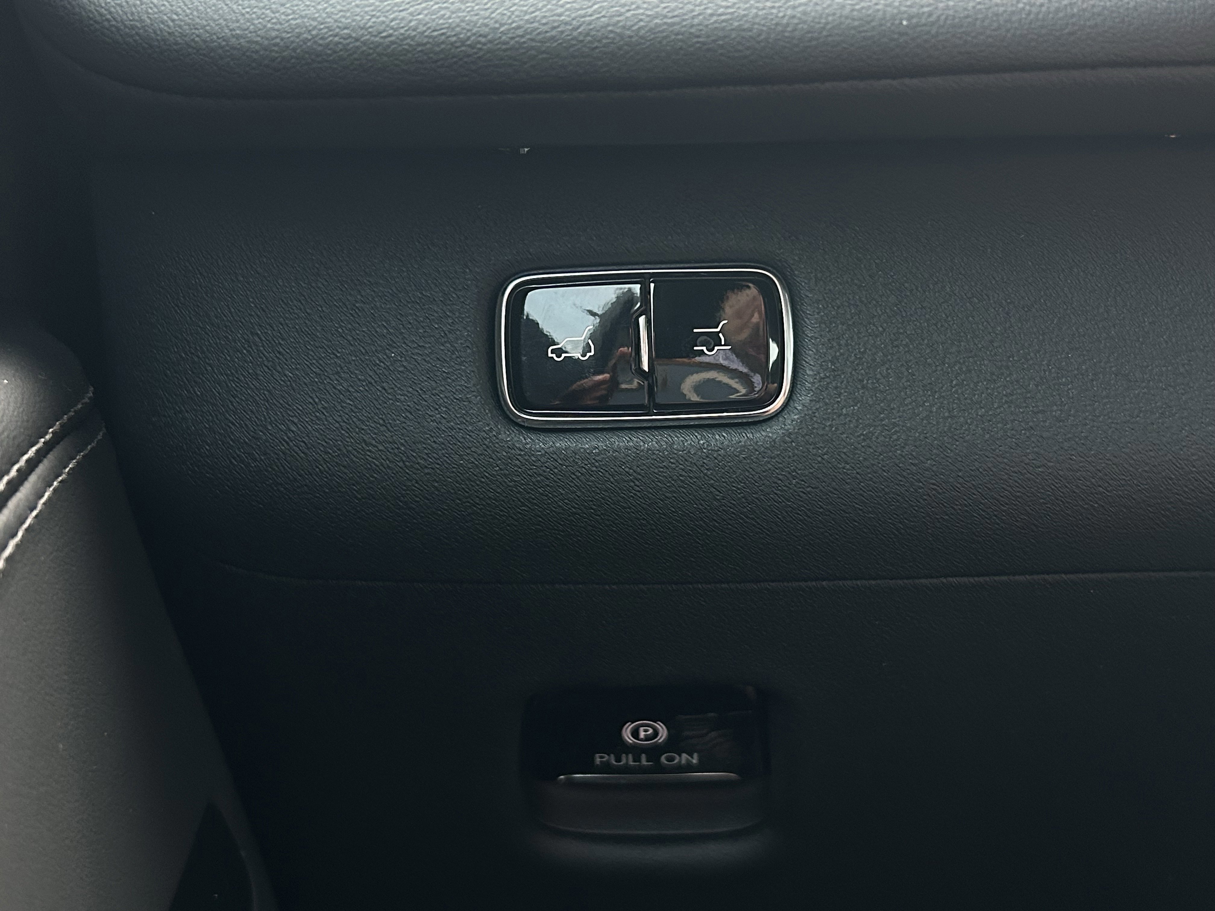 New 2025 Lincoln Navigator L Reserve w/ Jet Appearance Package image 17