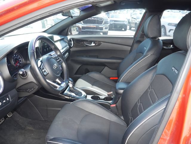 Used 2021 Kia Forte GT-Line FWD image 2