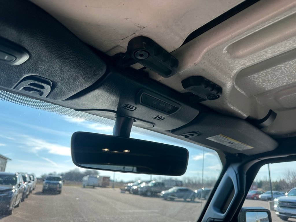 Used 2022 Jeep Wrangler Unlimited Sahara image 19