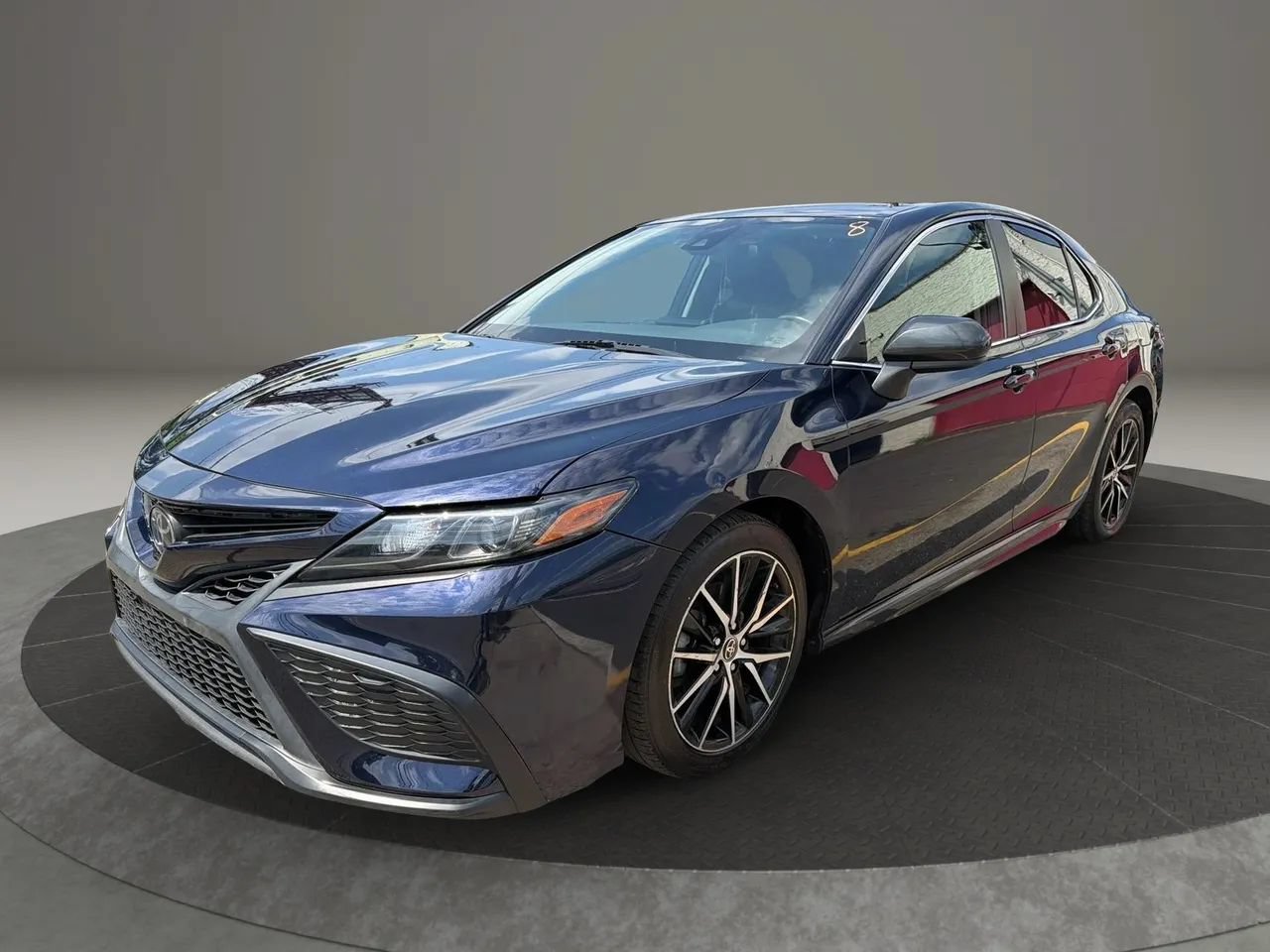 Used 2021 Toyota Camry SE