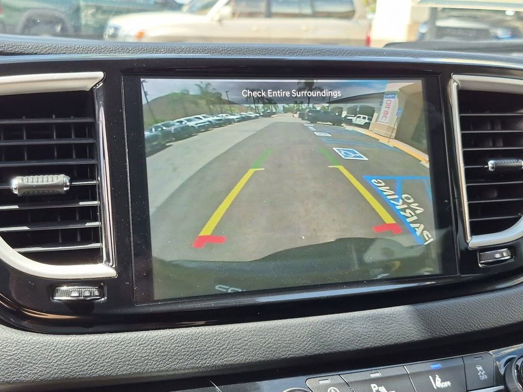 Certified 2023 Chrysler Pacifica Touring-L FWD image 22