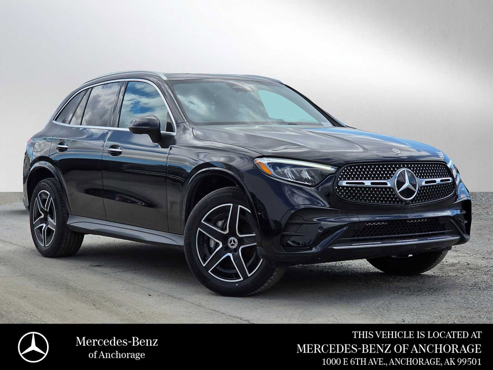 New 2026 Mercedes-Benz GLC 300 4MATIC image 1