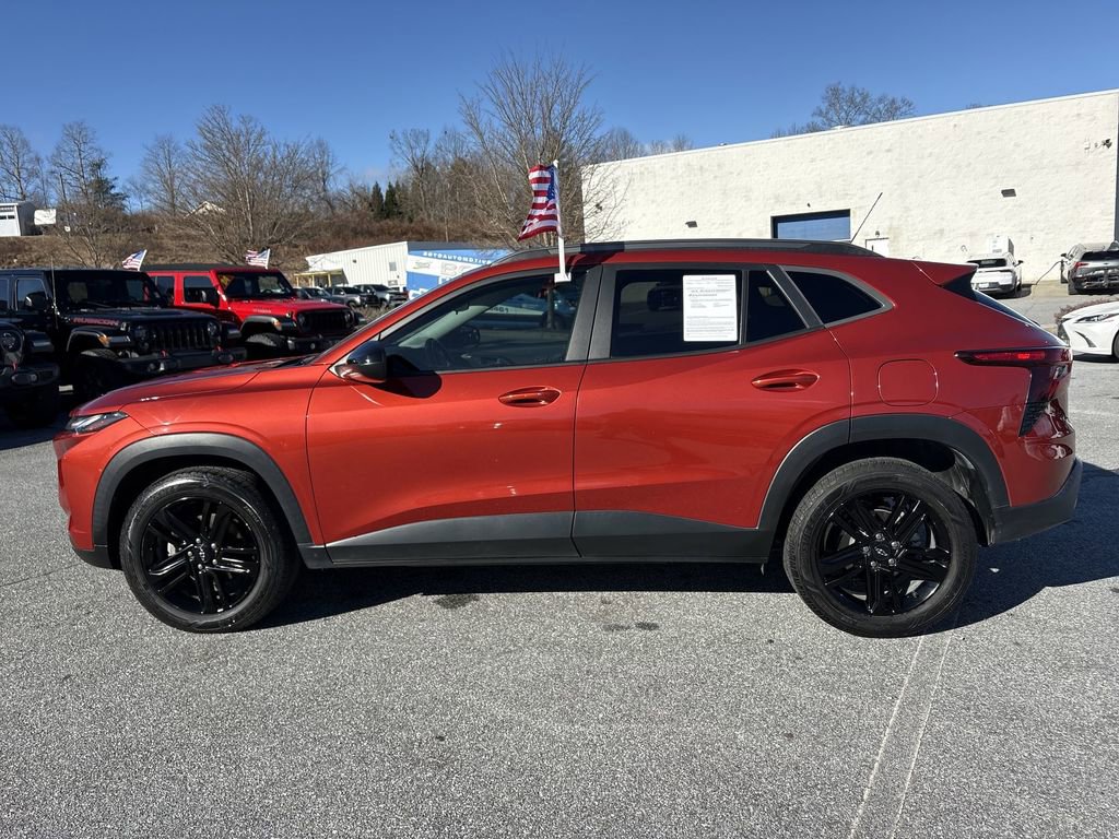 Certified 2024 Chevrolet Trax ACTIV w/ Driver Confidence Package image 7