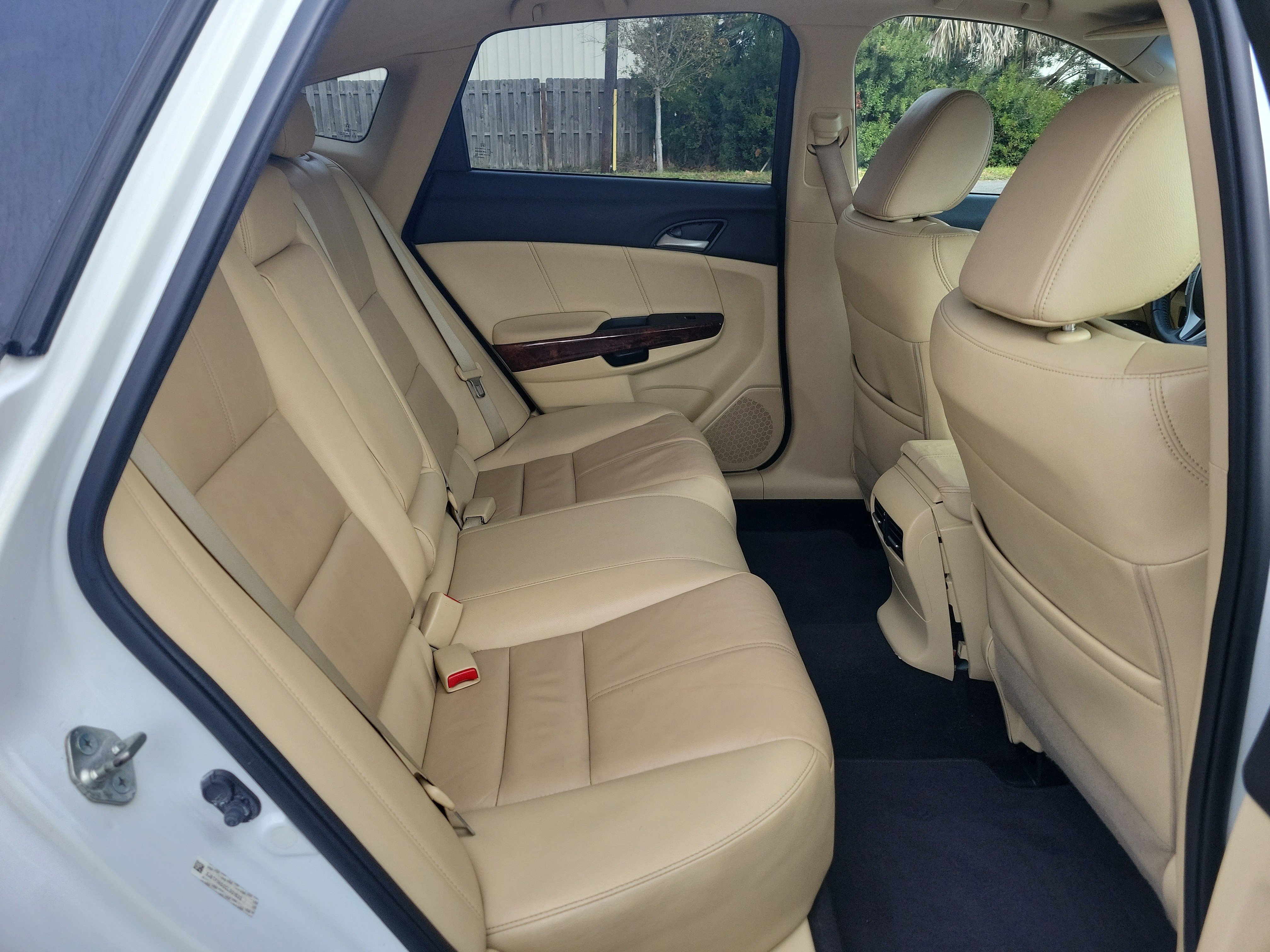 Used 2012 Honda Crosstour EX-L image 11