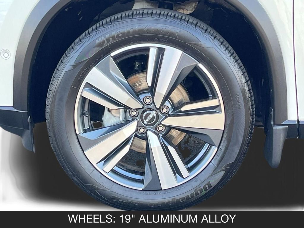 Certified 2023 Nissan Rogue SL w/ SL Premium Package FWD image 11