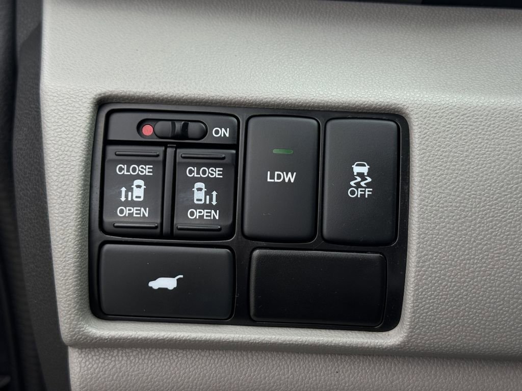 Used 2016 Honda Odyssey EX-L image 21
