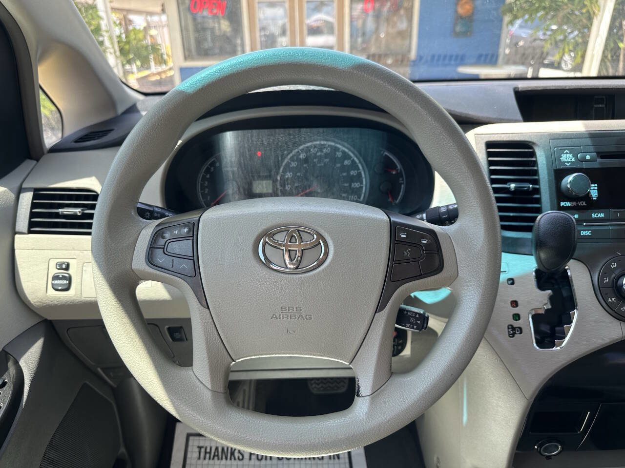 Used 2011 Toyota Sienna LE image 17