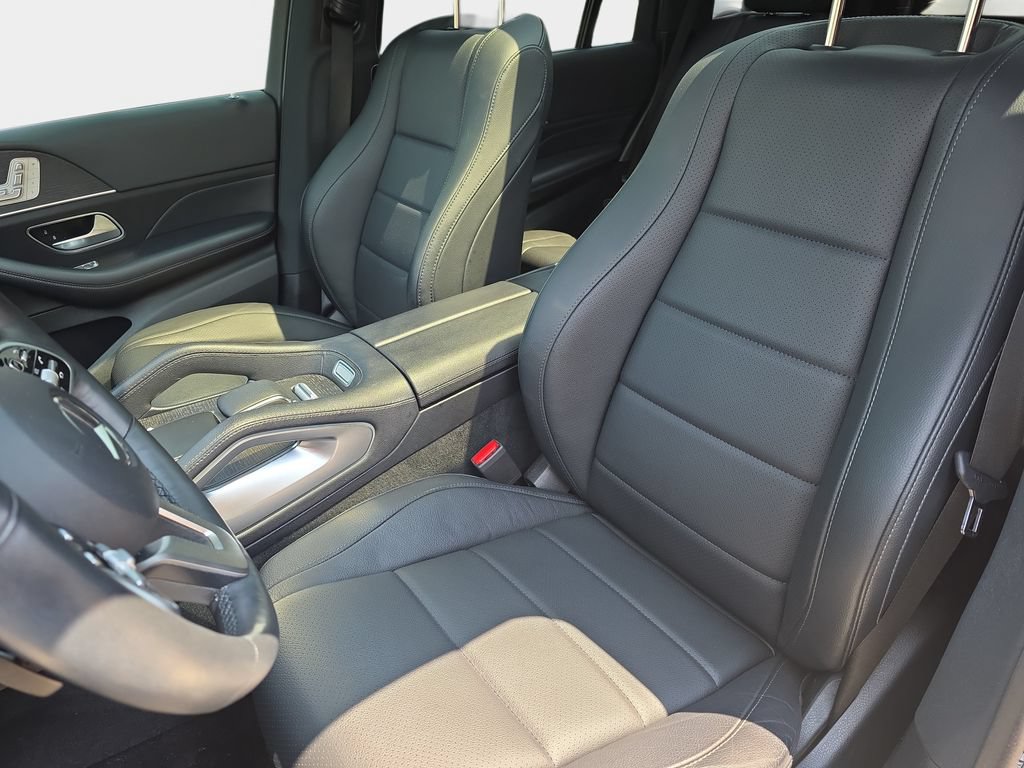 Used 2021 Mercedes-Benz GLS 450 4MATIC image 19