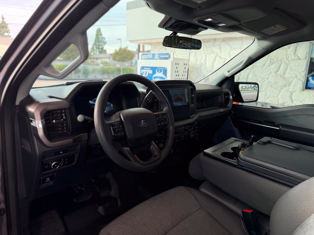 Used 2025 Ford F150 XL w/ Equipment Group 103A High AWD/4WD image 5