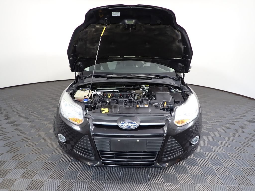 Used 2014 Ford Focus SE w/ SE Sport Package FWD image 39