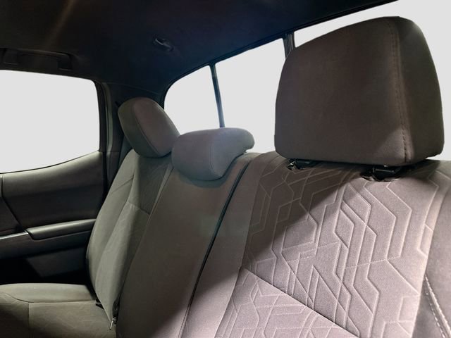 Used 2016 Toyota Tacoma TRD Sport AWD/4WD image 28