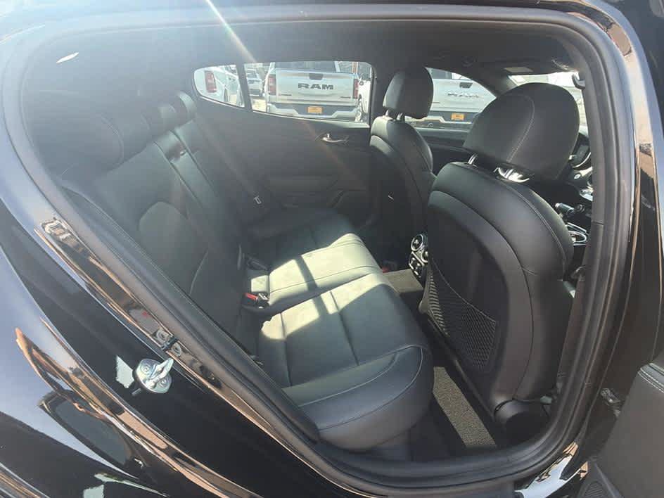 Used 2022 Kia Stinger GT-Line AWD/4WD image 26