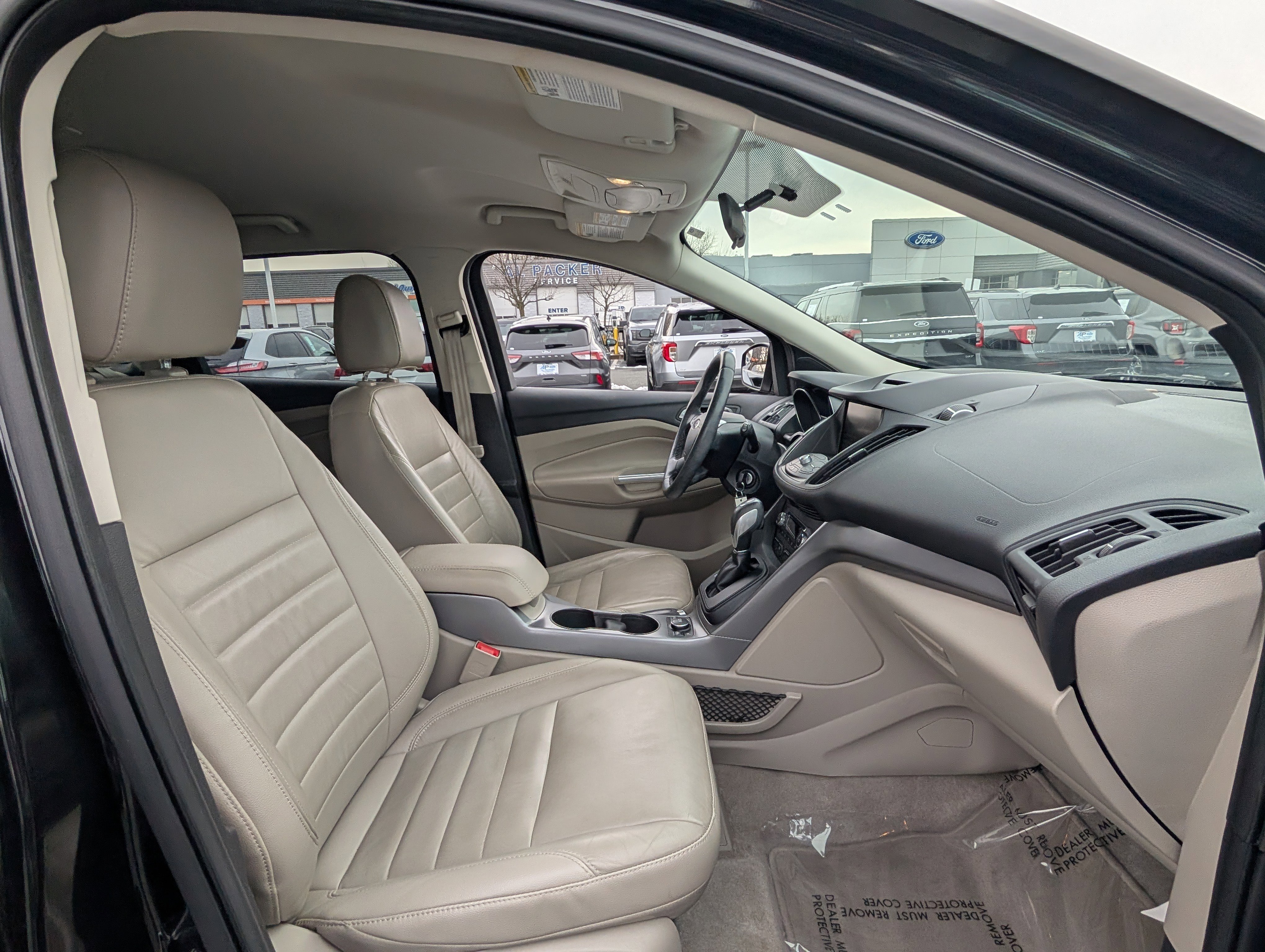 Used 2015 Ford Escape SE w/ Equipment Group 201A image 10