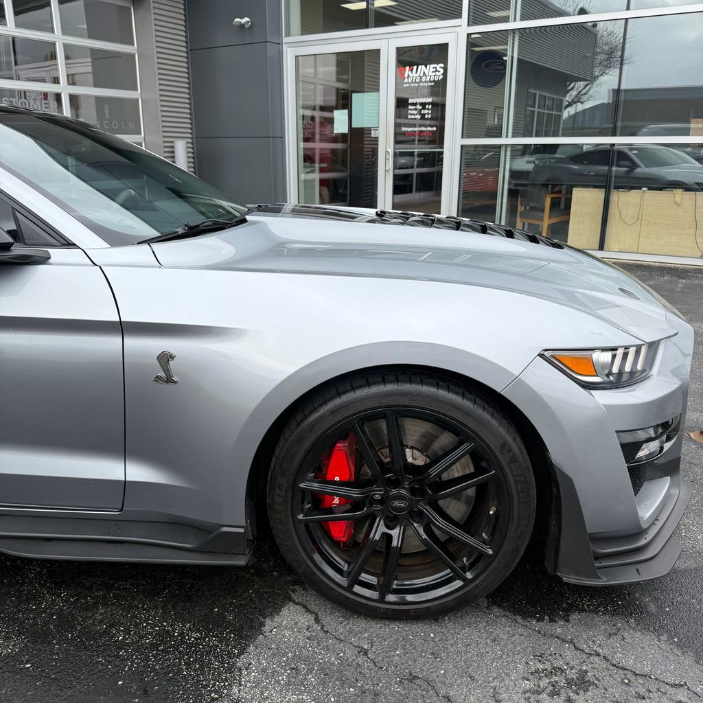 Used 2021 Ford Mustang Shelby GT500 w/ Technology Package image 12