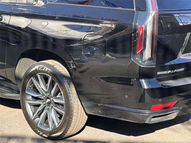 Used 2024 Cadillac Escalade ESV Sport image 10