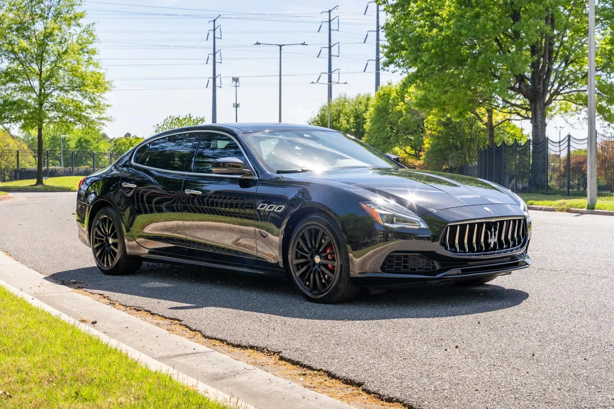 Used 2018 Maserati Quattroporte S Q4 AWD/4WD image 4
