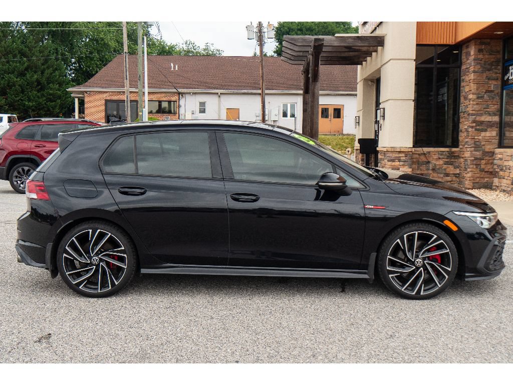 Used 2022 Volkswagen GTI Autobahn FWD image 2