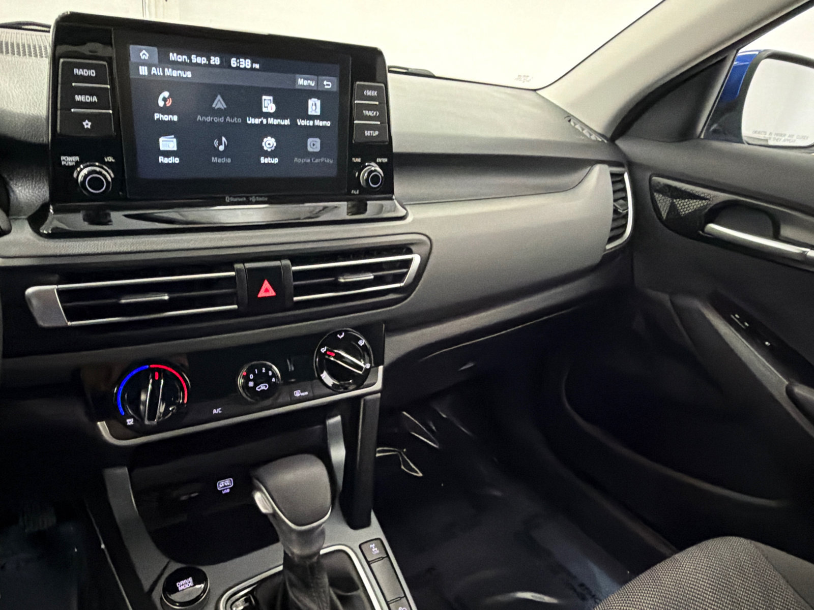 Used 2021 Kia Seltos LX AWD/4WD image 23