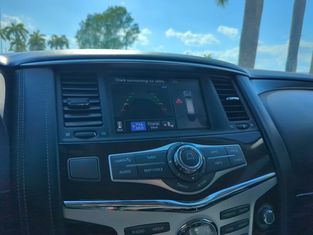 Used 2018 INFINITI QX80 2WD w/ Deluxe Technology Package image 12