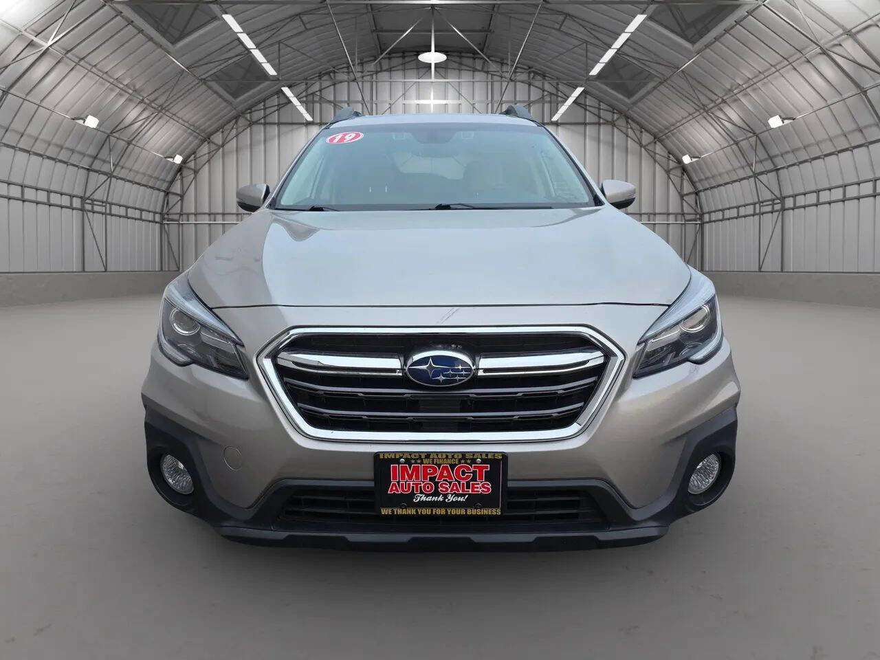 Used 2019 Subaru Outback 2.5i Limited image 2