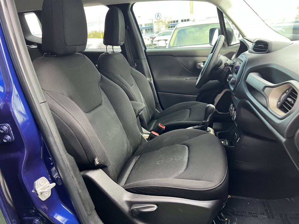 Used 2017 Jeep Renegade Sport w/ Power & Air Group FWD image 14