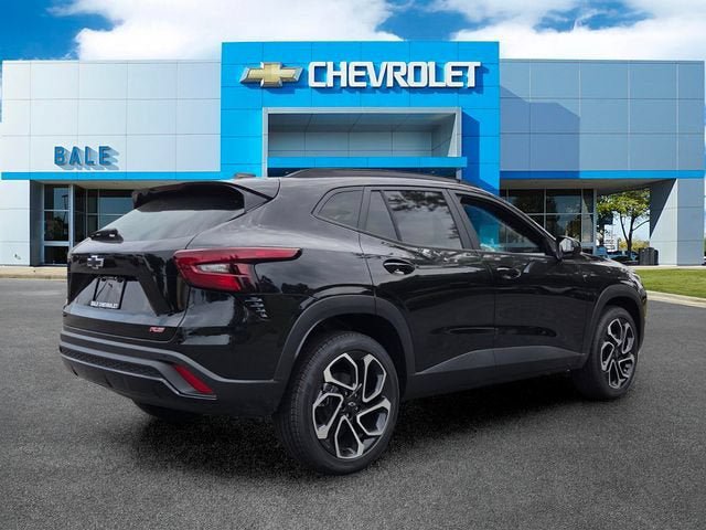 New 2026 Chevrolet Trax RS w/ Driver Confidence Package FWD image 3